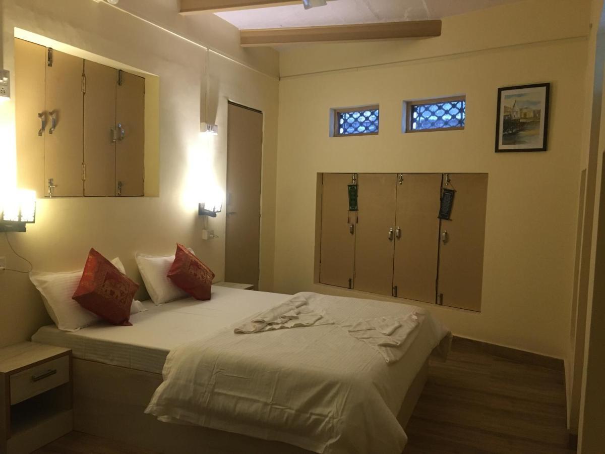 Yogi Soul Hotel Varanasi Exterior foto