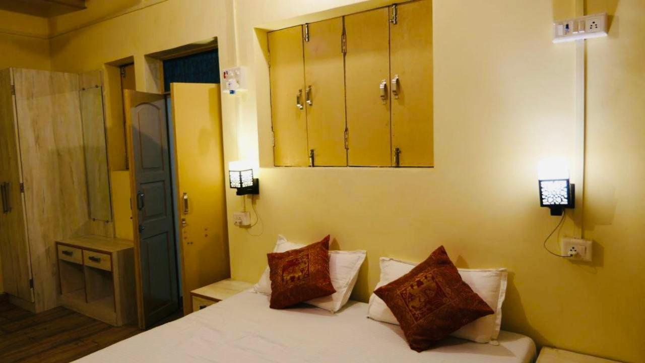 Yogi Soul Hotel Varanasi Exterior foto